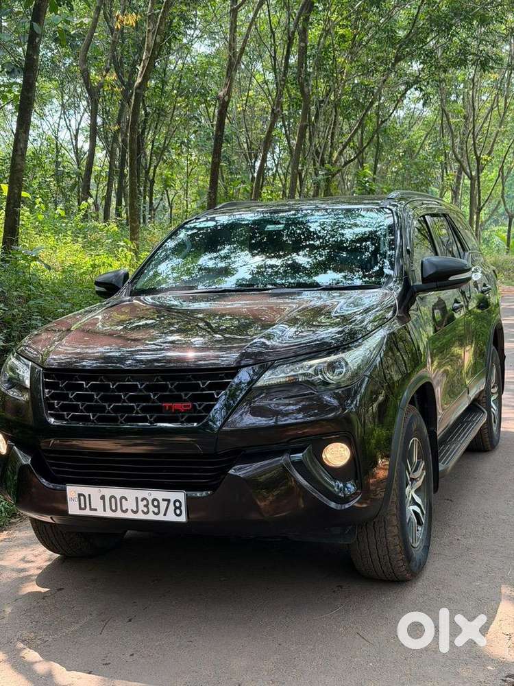 Toyota Fortuner 2017 Diesel 195000 Km Driven