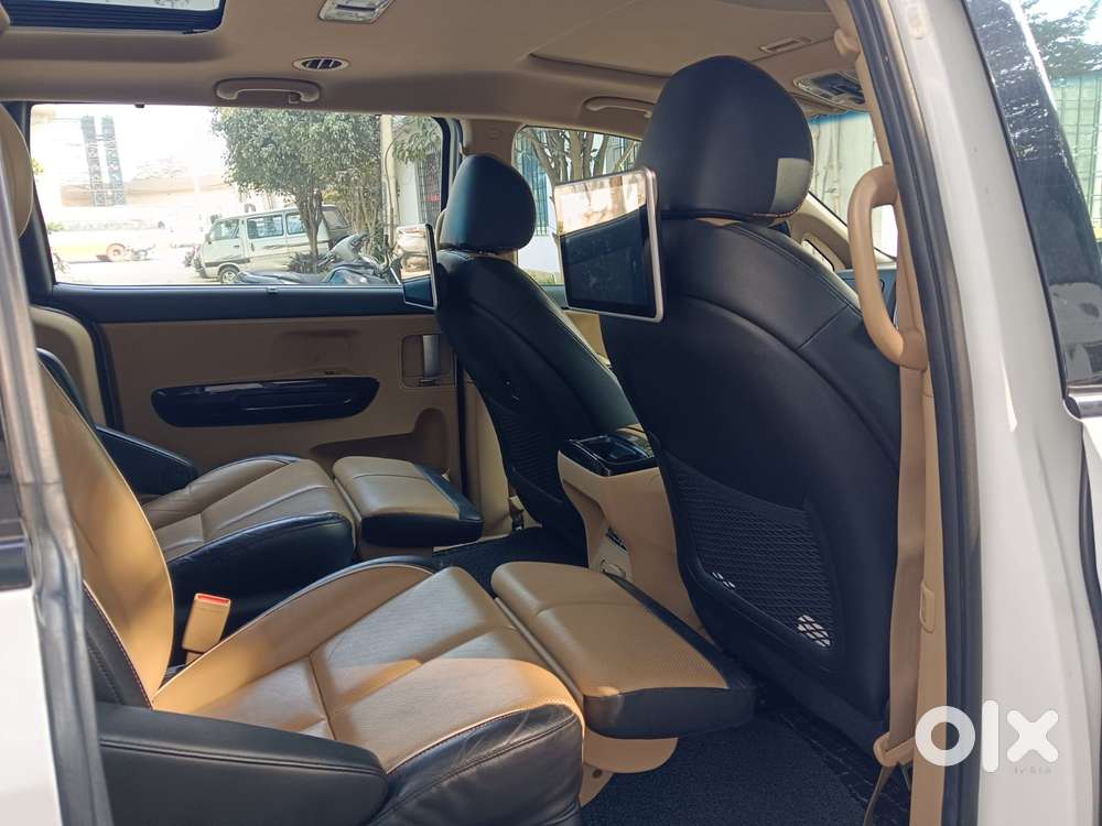 Kia Carnival Limousine Plus 7 Str, 2020, Diesel