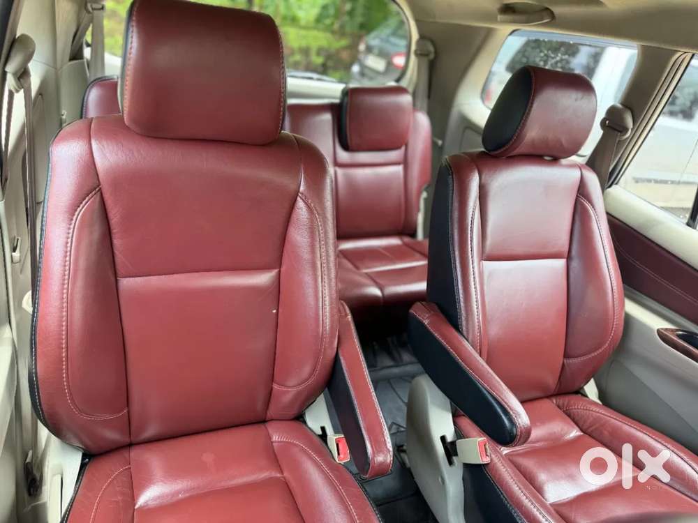 Toyota Innova 2.5 Vx 7 Seater Bs Iv, 2012, Diesel
