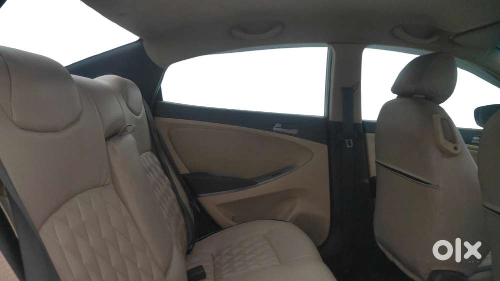 Hyundai Verna 1.4 Vtvt, 2015, Petrol