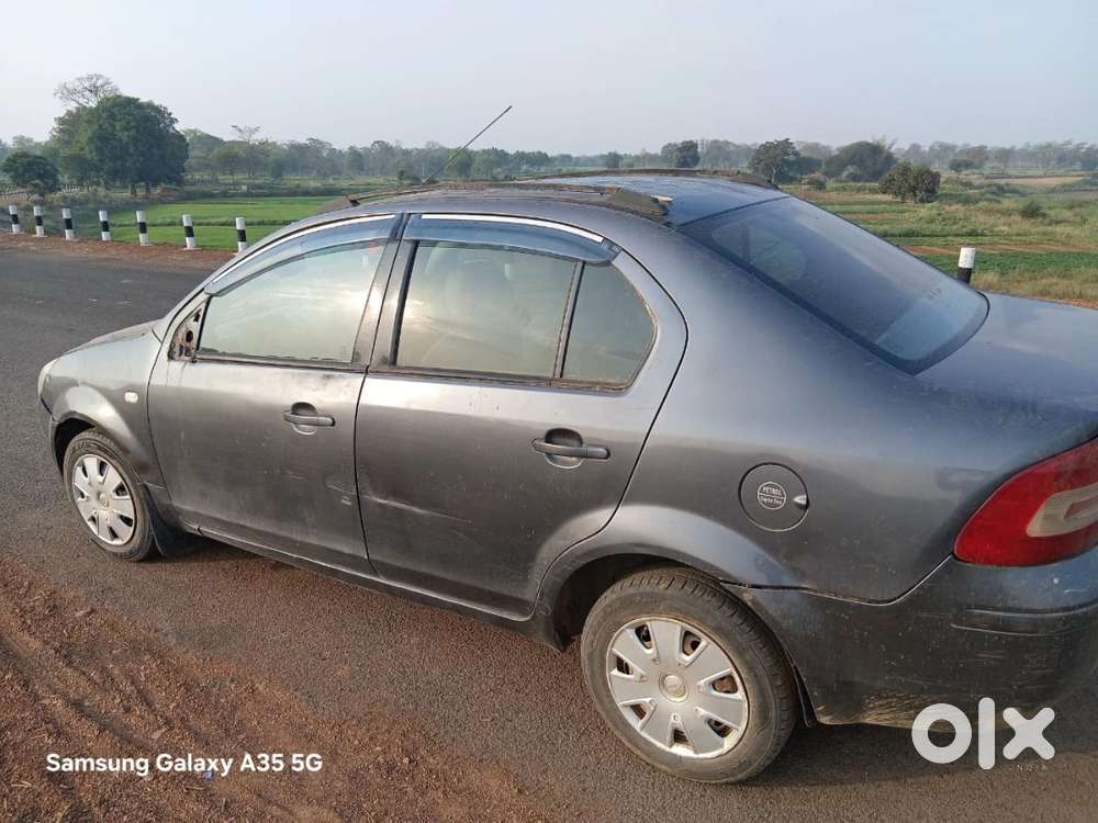 Ford Classic 2016 Petrol 100000 Km Driven