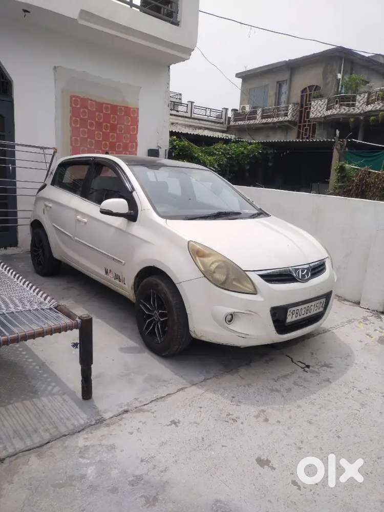 Hyundai I20 Sportz 2011