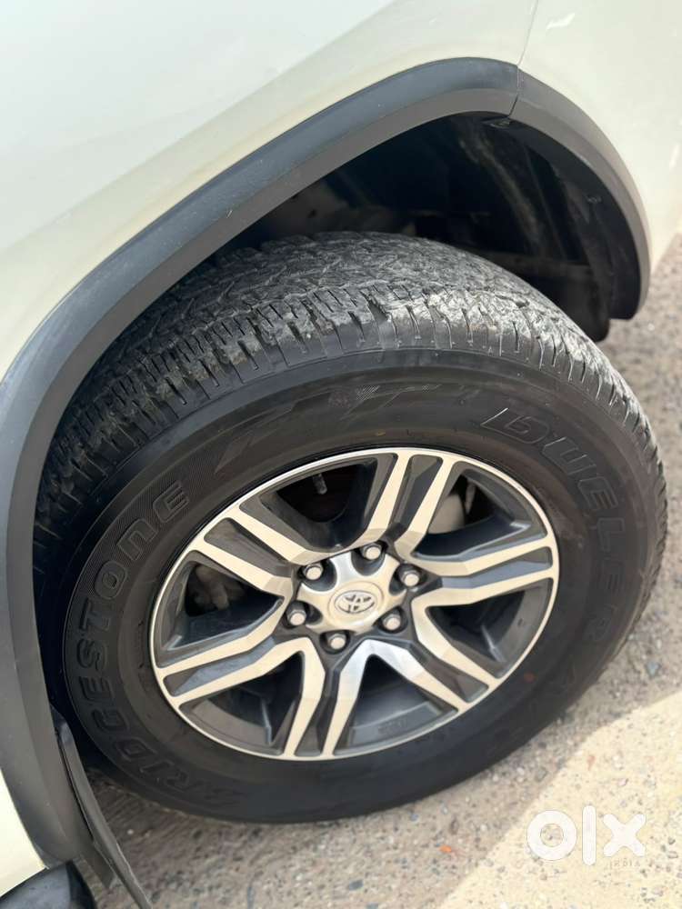 Toyota Fortuner 4x2 At 2.8 Diesel, 2020, Diesel