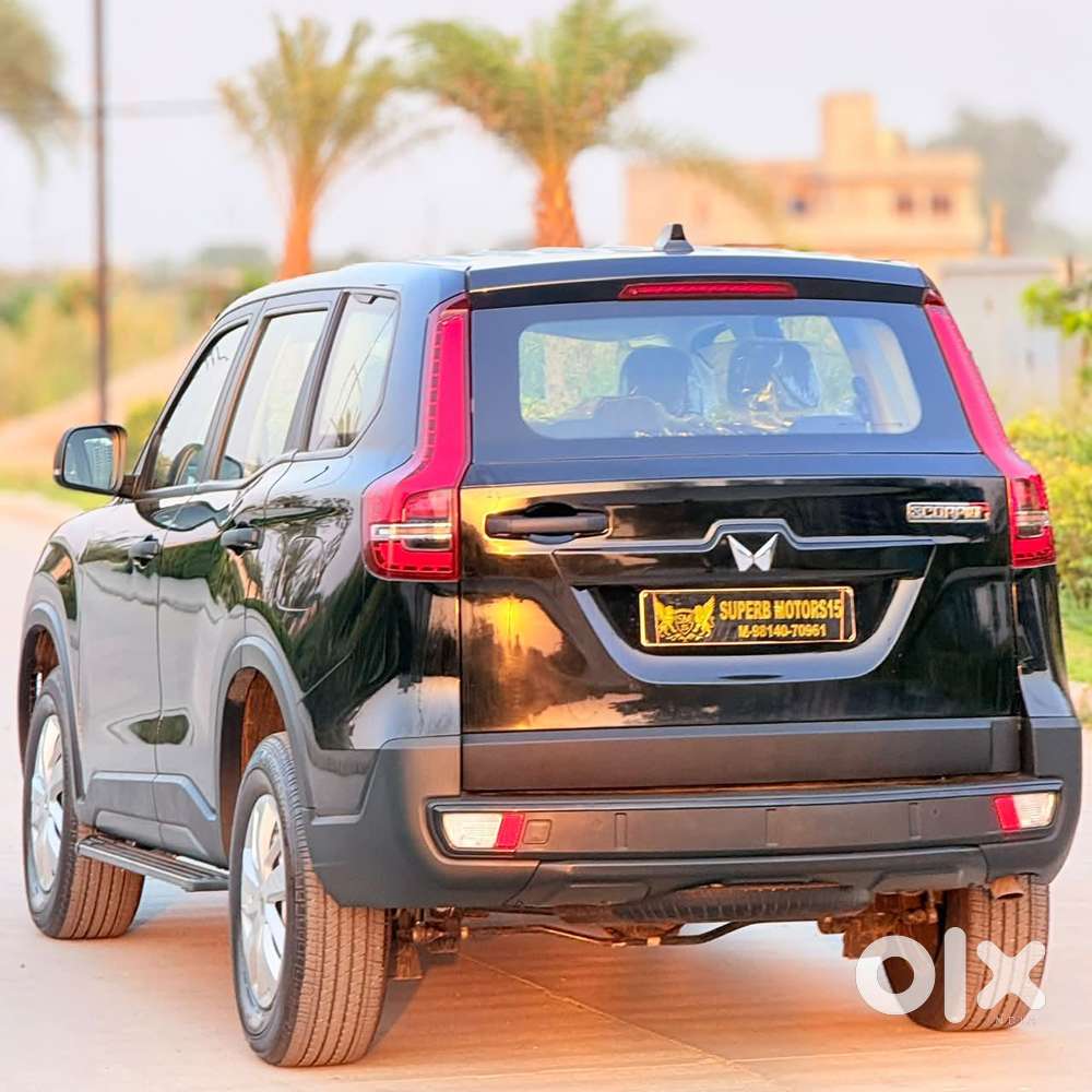 Mahindra Scorpio N Z2 Petrol Mt 7 Str, 2026, Petrol