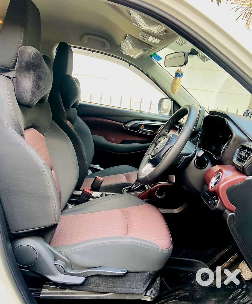 Maruti Suzuki Grand Vitara 1.5 Delta Smart Hybrid At, 2025, Petrol