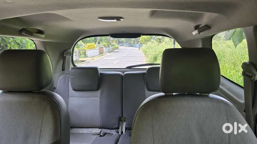 Toyota Innova 2.5 G 2012, Re Registered.