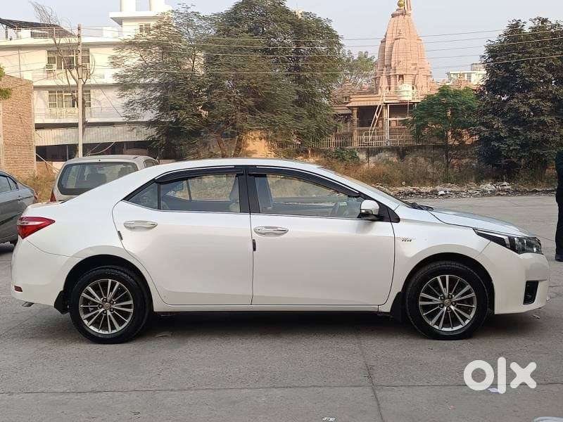 Toyota Corolla Altis