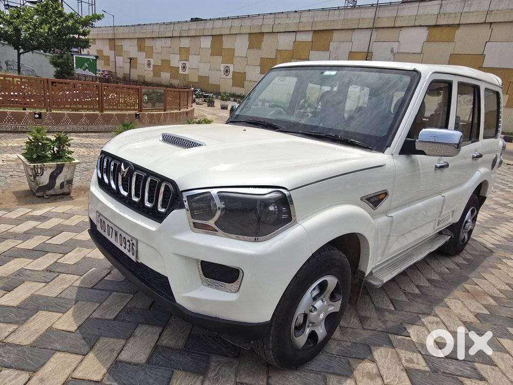 Mahindra Scorpio S2, 2016, Diesel