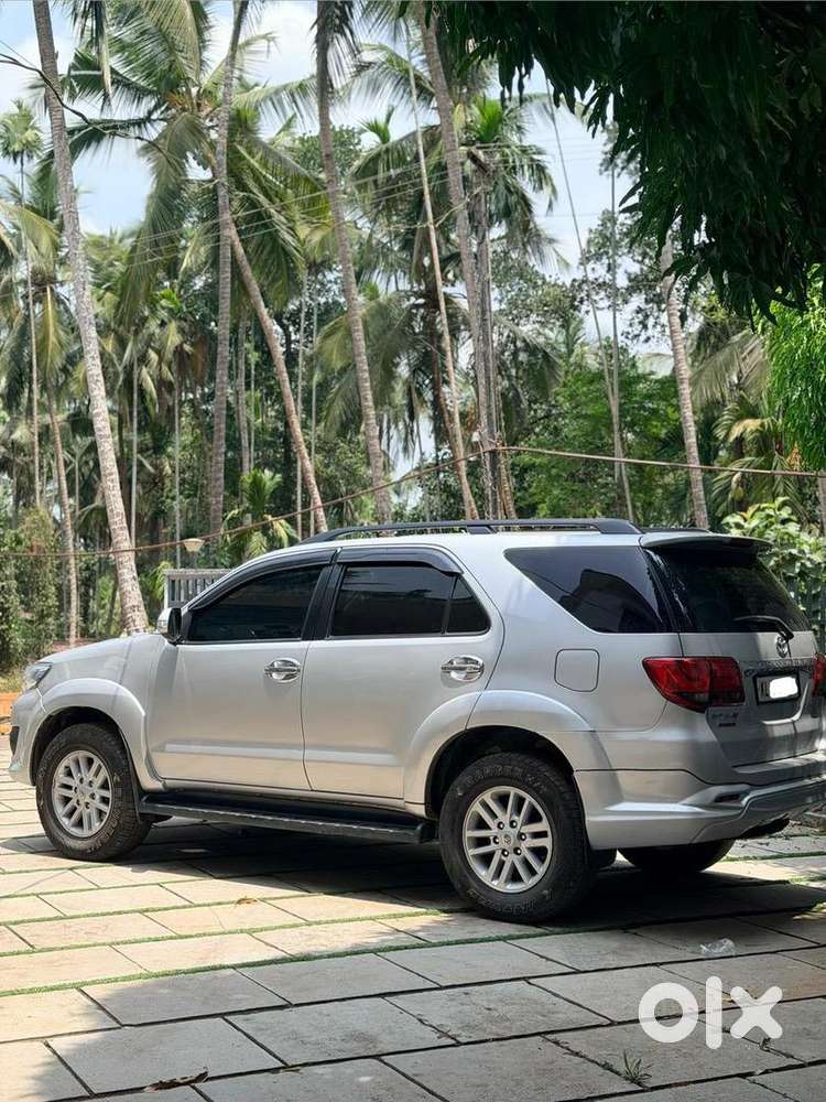 Toyota Fortuner 2014 Diesel 4*2 Silver