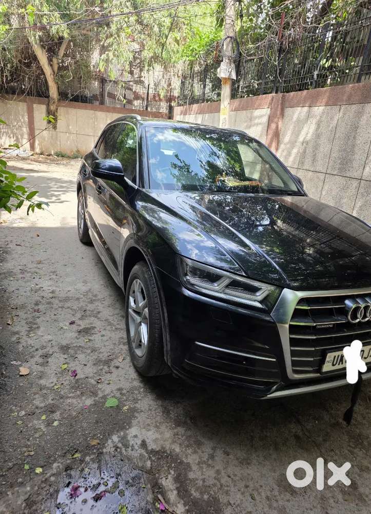 Q5 Diesal 1st Owner. 98765 Km 

Dealer Pls Excuse