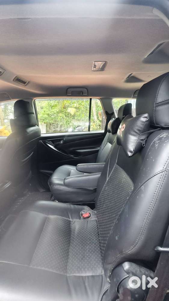 Toyota Innova Crysta 2.4 G 2019