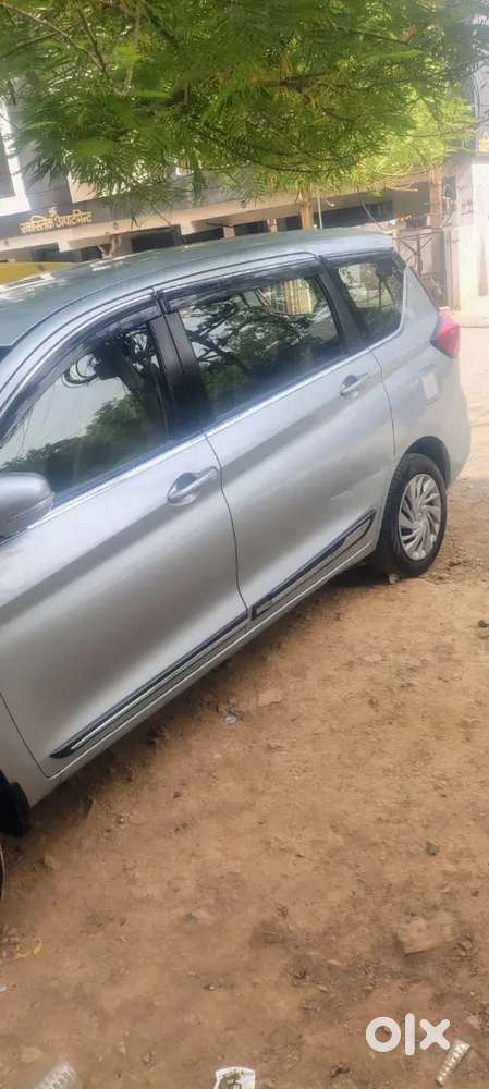 Maruti Suzuki Ertiga Vxi 2023
