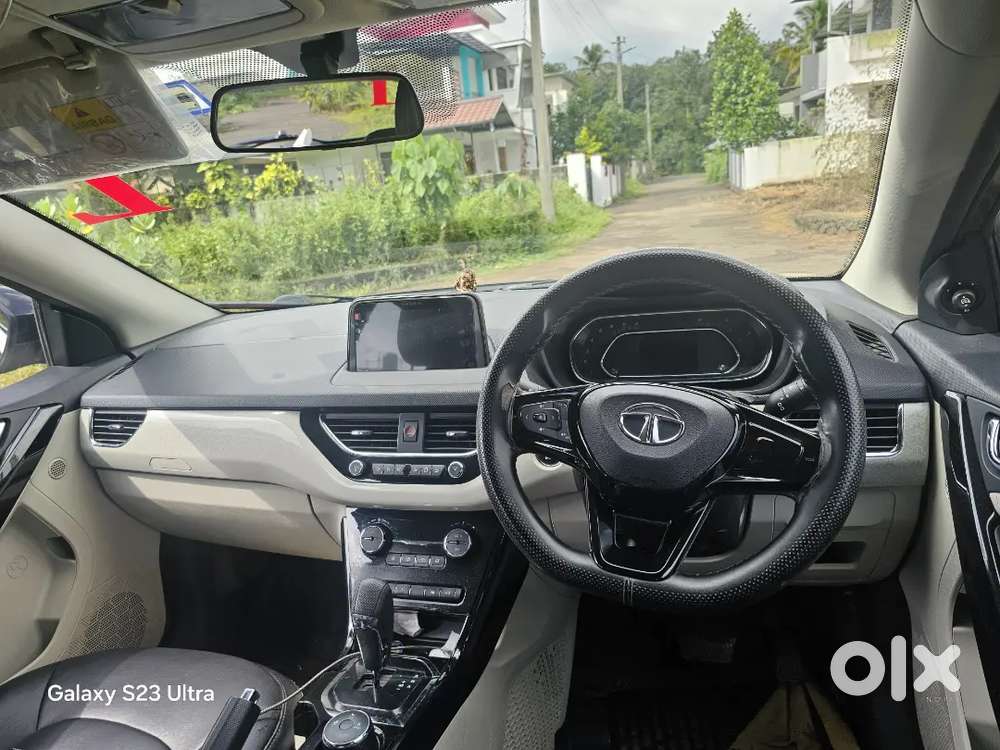 Tata Nexon Xza+ 1.5 Diesel Automatic (2021)