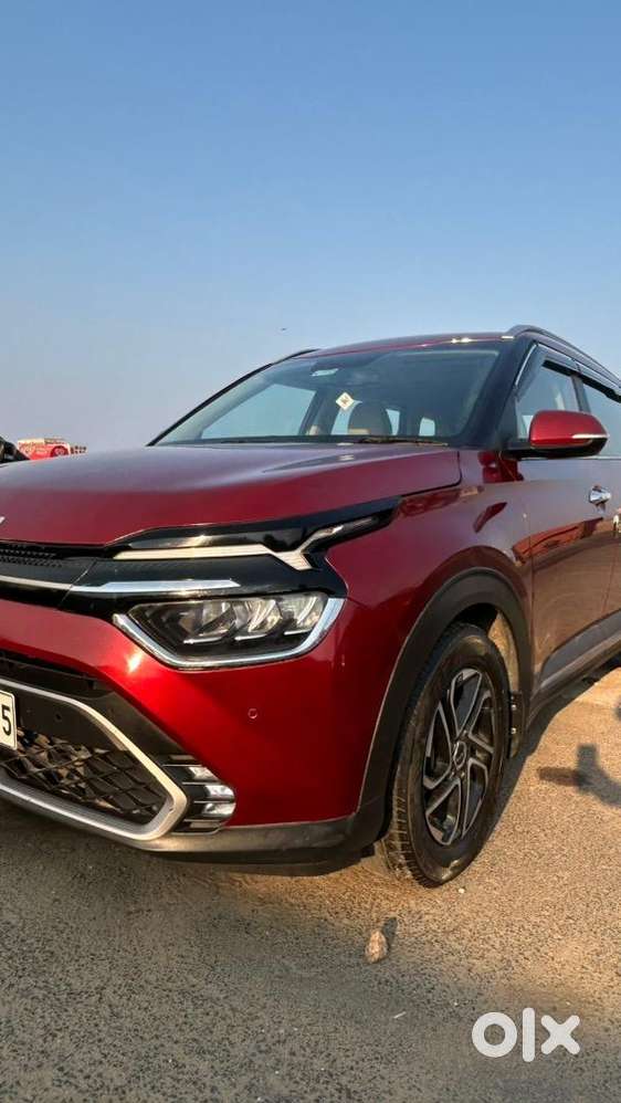 Kia Carens 2022 7dct Luxury Plus 1.5 Automatic