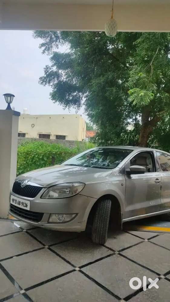 Skoda Rapid 1.6 2013 Diesel