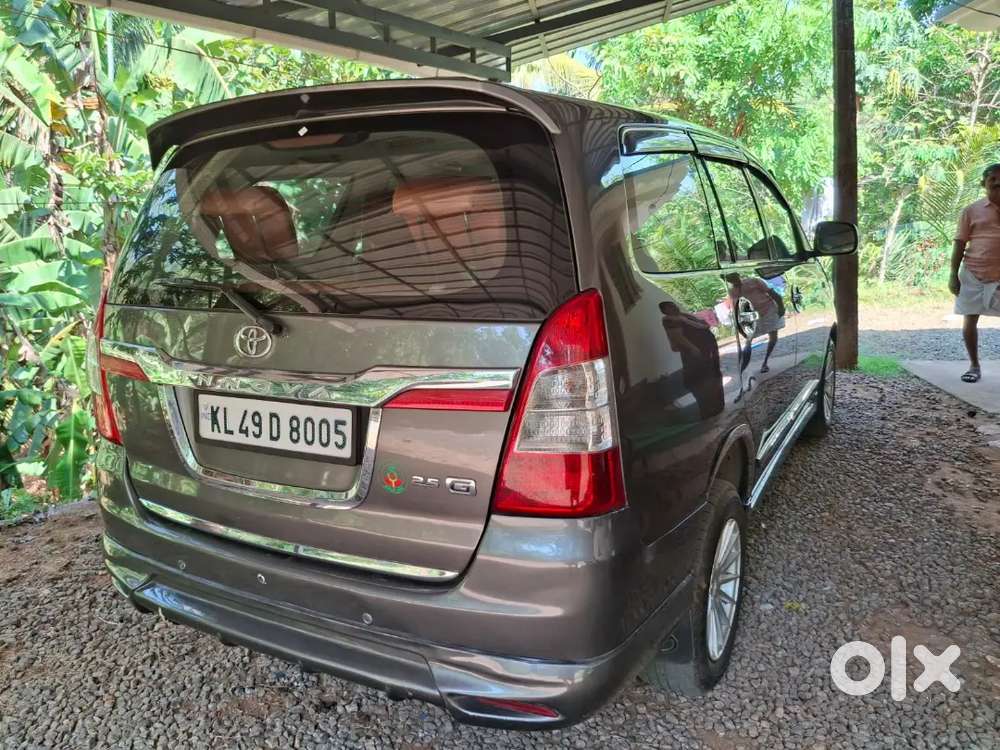 Toyota Innova Diesel 7 2013