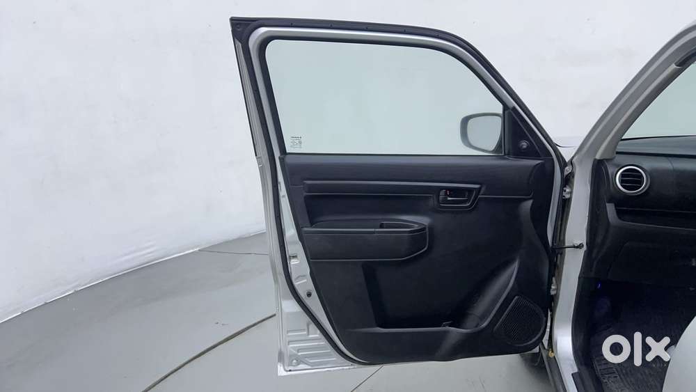Maruti Suzuki S-presso Vxi Plus, 2022, Petrol