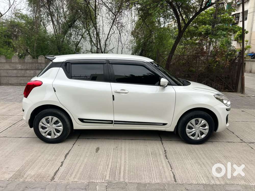 Maruti Suzuki Swift 1.2 Vxi (o), 2023, Petrol