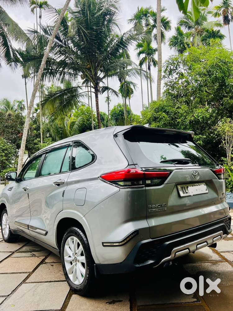 Toyota Hycross 40000km  2023