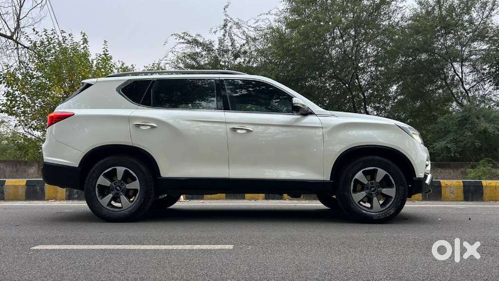 Mahindra Alturas G4 4wd At, 2019, Diesel