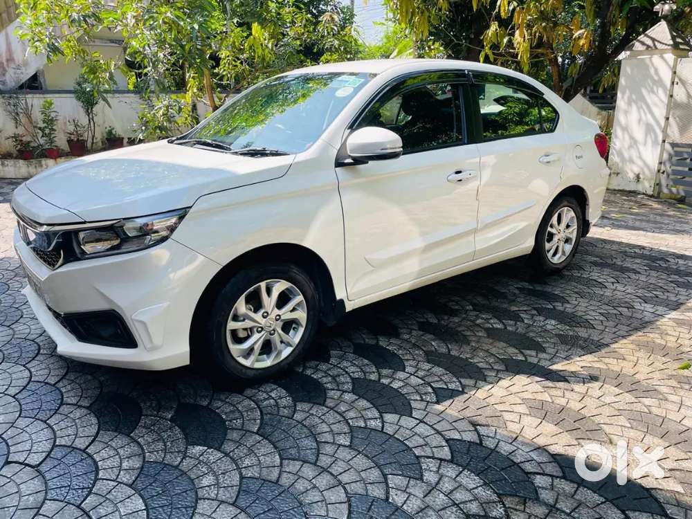 Honda Amaze 2021only Petrol 20000 Km Driven
