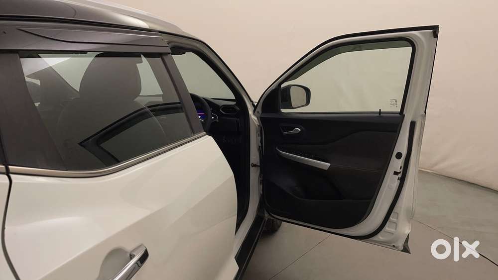 Nissan Magnite 1.0 Xv Premium Turbo Cvt (o), 2021, Petrol