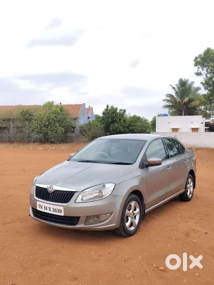 Skoda Rapid Elegance 2012 Petrol Manual