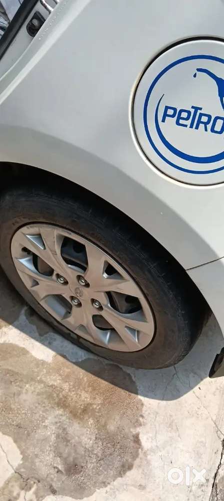Hyundai Grand I10 2016 Petrol 29000 Km Driven