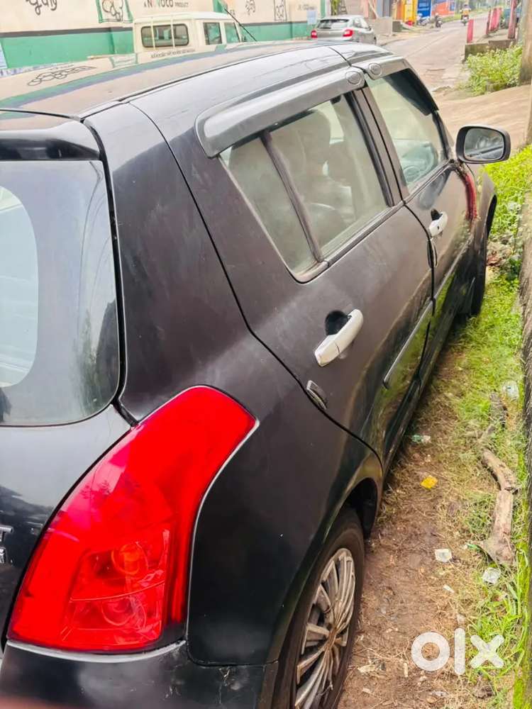 Maruti Suzuki Swift 2011