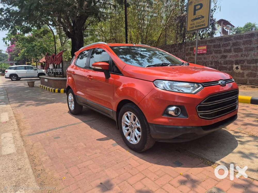 Ford Ecosport 2016 At Titanium Petrol 80000 Km Driven