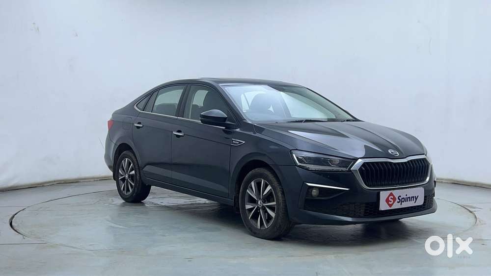 Skoda Slavia Style 1.0l Tsi At, 2022, Petrol