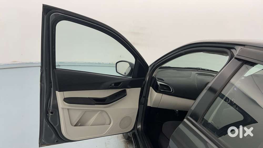 Tata Tigor Xz Cng, 2023, Cng & Hybrids