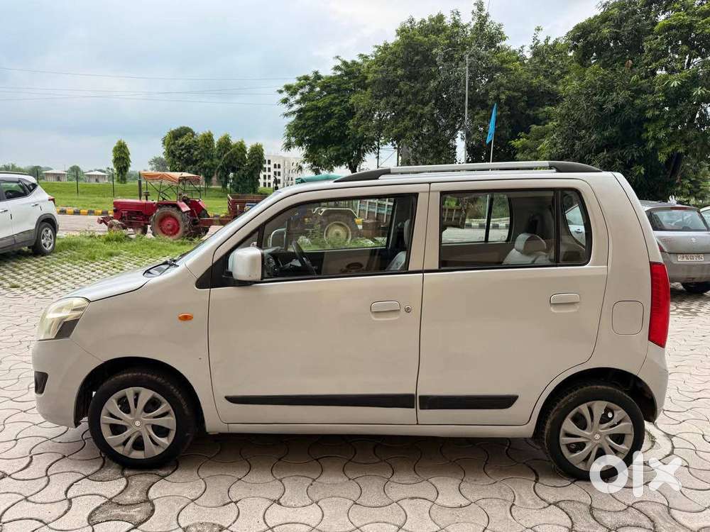 Maruti Suzuki Wagon R Vxi 1.2, 2017, Petrol