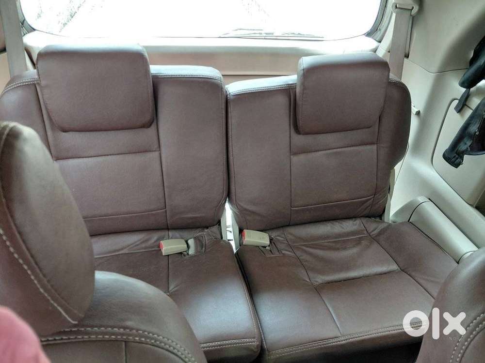 Toyota Innova 2.5 V 7 Str, 2011, Diesel