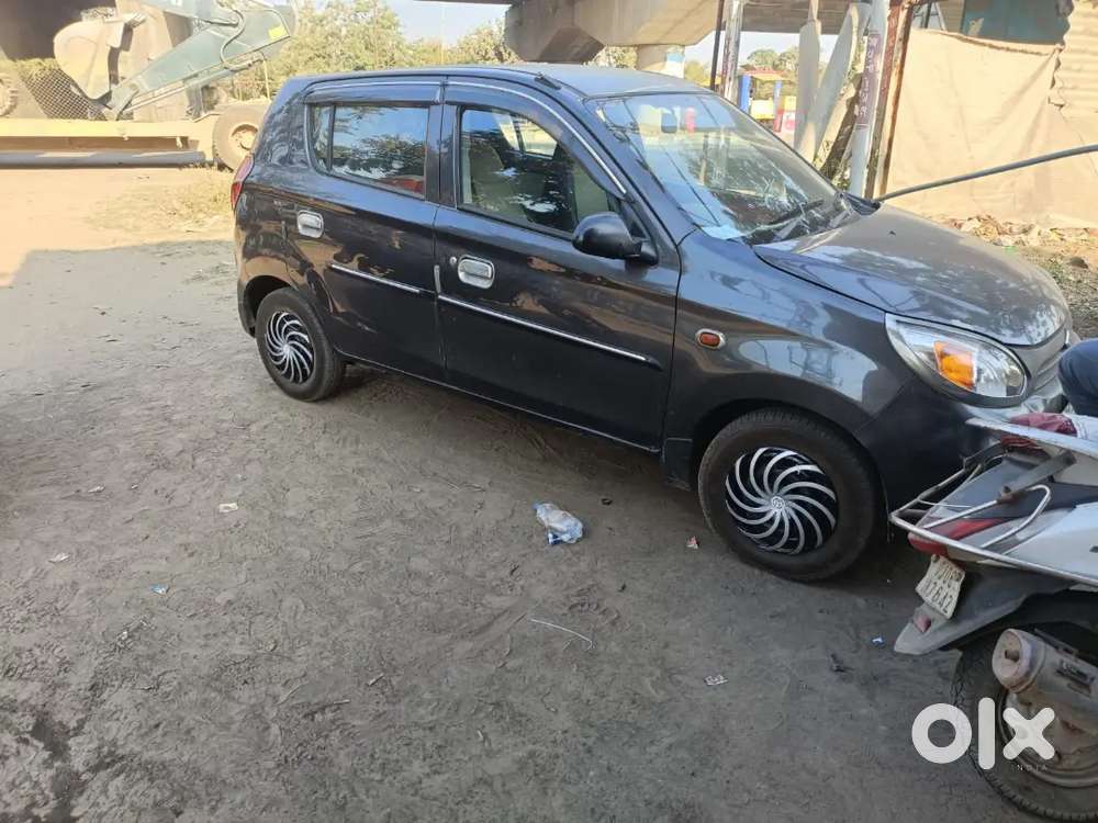 फोर व्हीलर