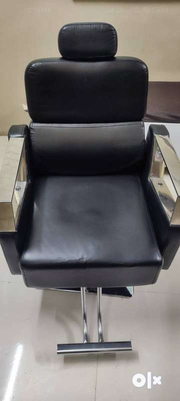 Used best sale parlour chair