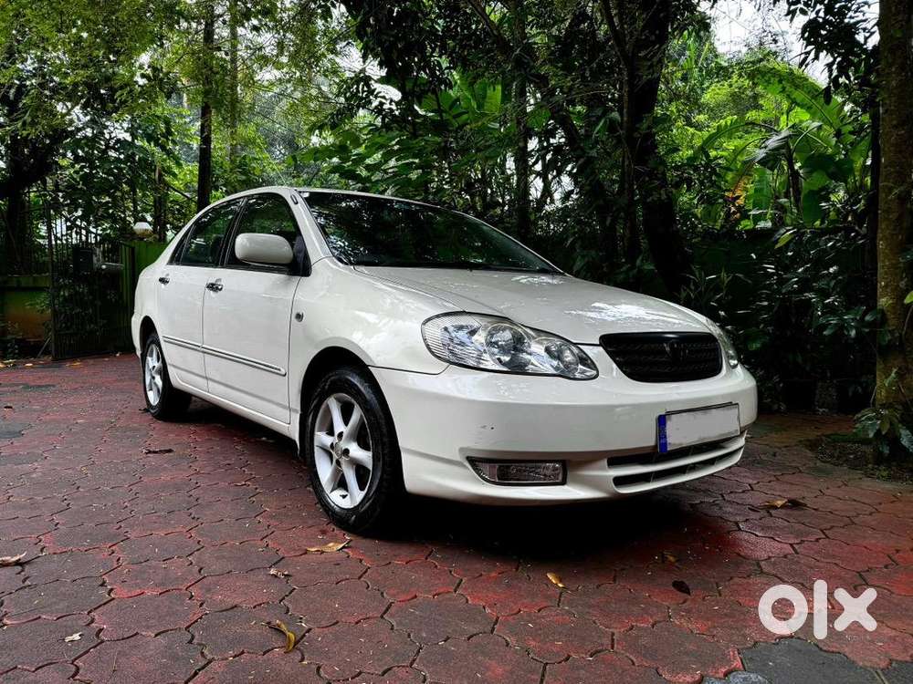 Doctor Owned Toyota Corolla