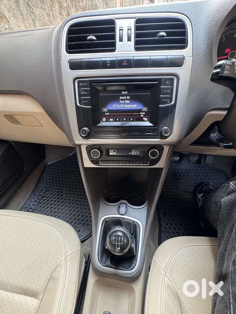 Volkswagen Vento 1.6 Highline, 2017, Petrol