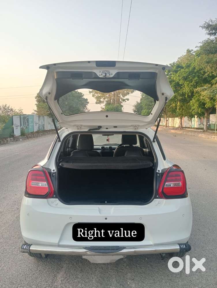 Maruti Suzuki Swift Vxi + Manual, 2023, Petrol