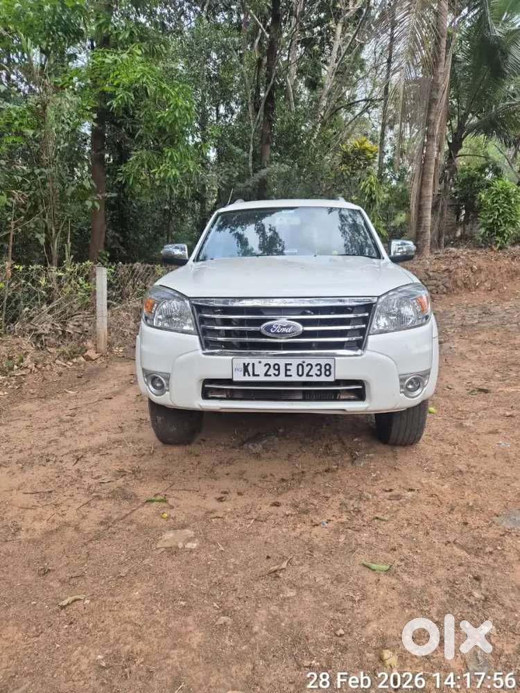Ford Endeavour 2012