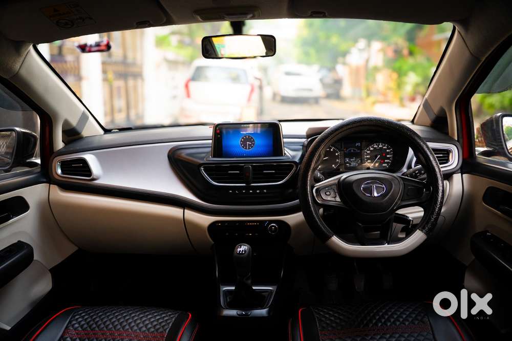 Maruti Suzuki Brezza 1.5 Zxi Plus Smart Hybrid, 2023, Petrol