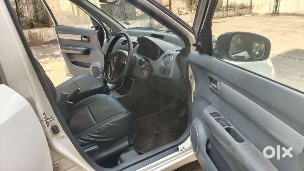 Maruti Suzuki Swift Vxi + Manual, 2010, Petrol