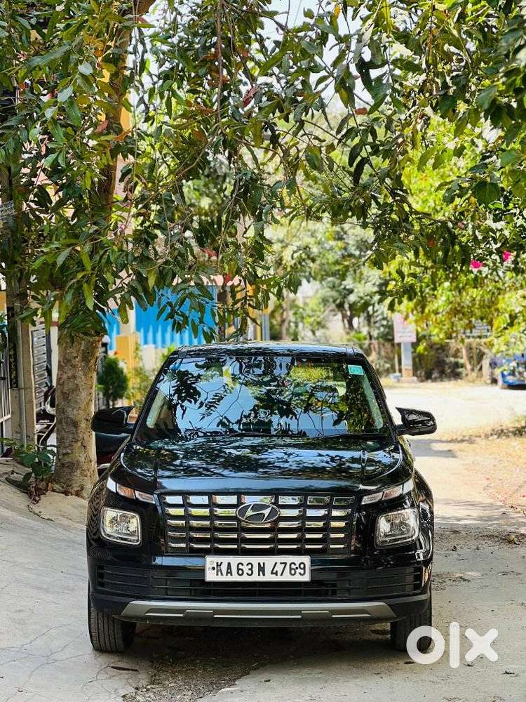 Hyundai Venue E 1.2 Petrol, 2023, Petrol