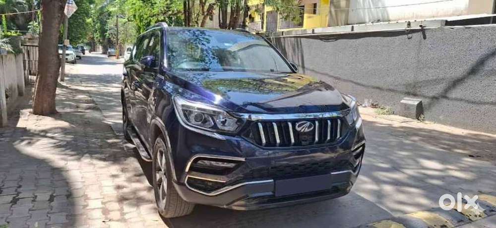 Mahindar Alturas G4 Premium Luxuary Car Tiptop Condition First Owner