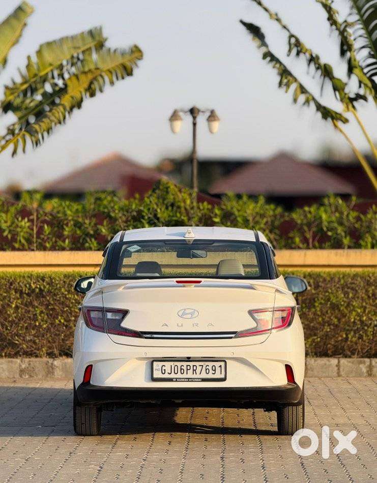 Hyundai Aura 1.2 Sx Cng, 2024, Cng & Hybrids