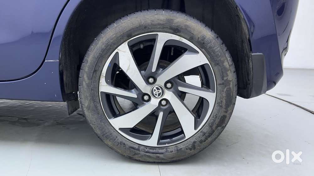 Toyota Glanza 1.2 V Amt, 2022, Petrol