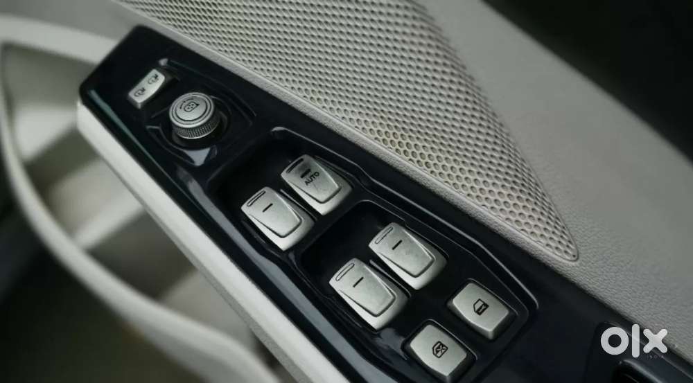 Mahindra Xuv300 W8 Option Diesel, 2020, Diesel