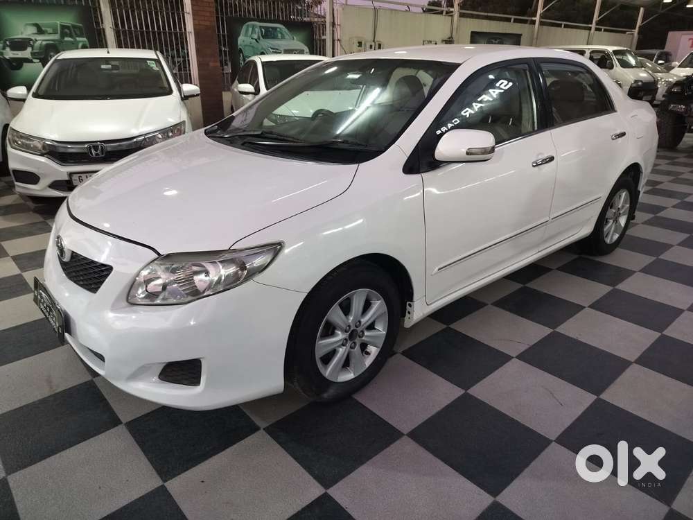 Toyota Corolla Altis 1.8 J, 2011, Diesel