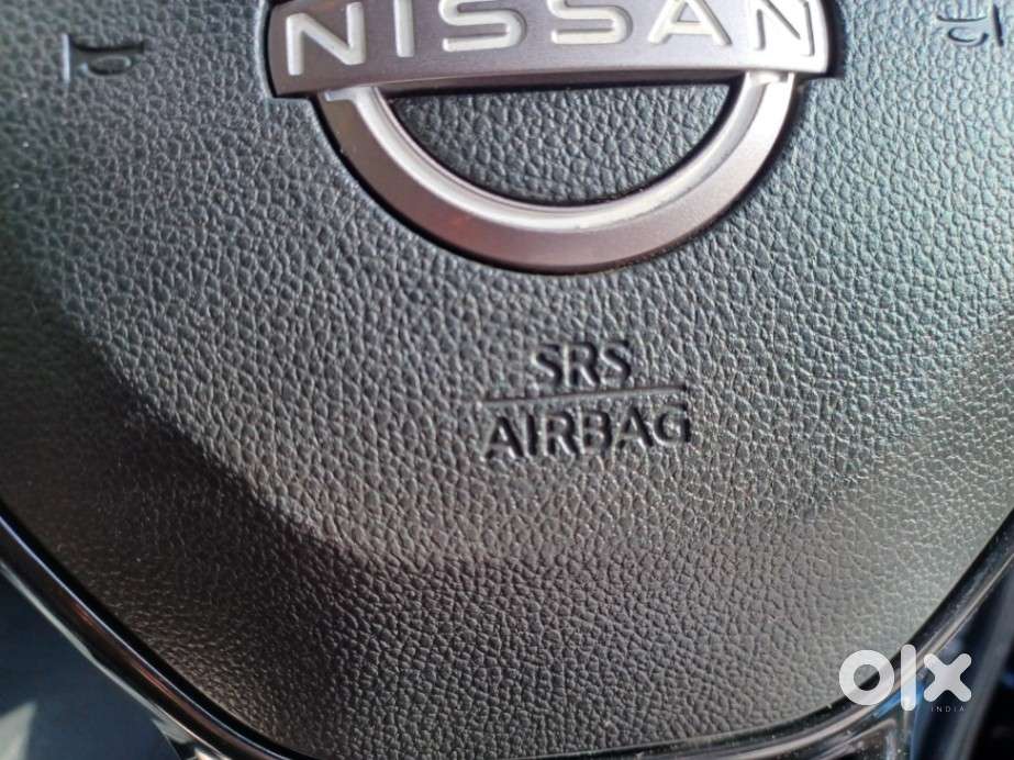Nissan Magnite Tekna B4d 1.0 Amt Cng, 2024, Petrol