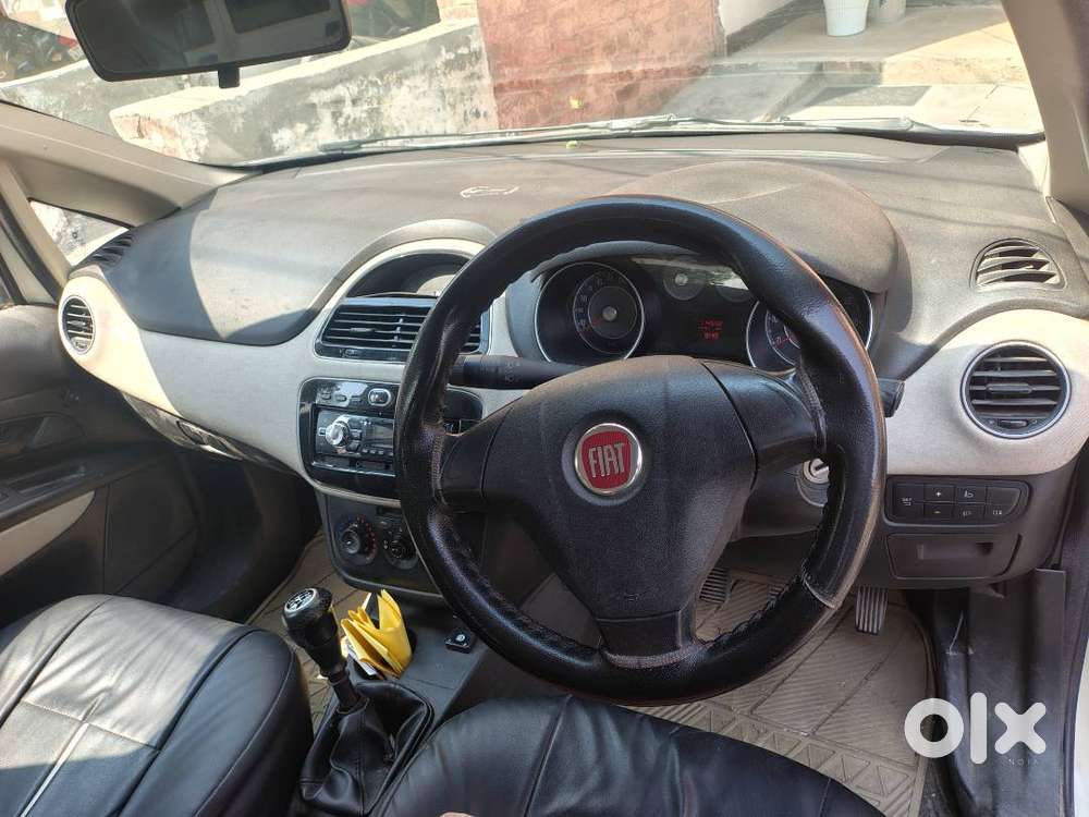 Punto Petrol + Cng Fit